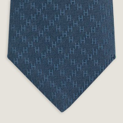 H織りタイ 7 cm 《ニューH》 | Hermès - エルメス-公式サイト